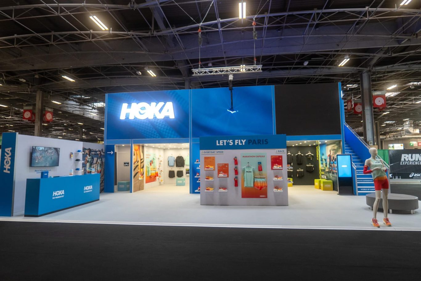 STAND HOKA - SEMI MARATHON PARIS